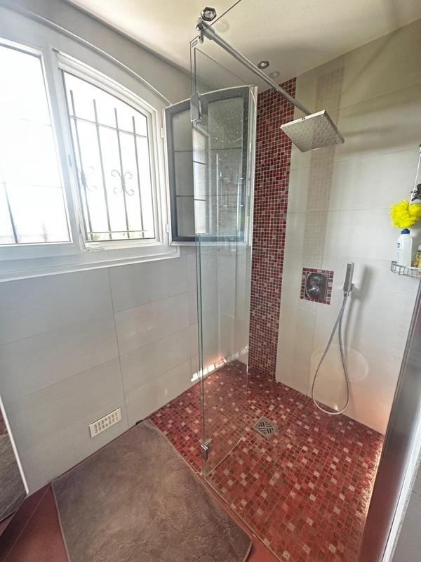 Maison traditionnelle - 120 m² - 6 pièces