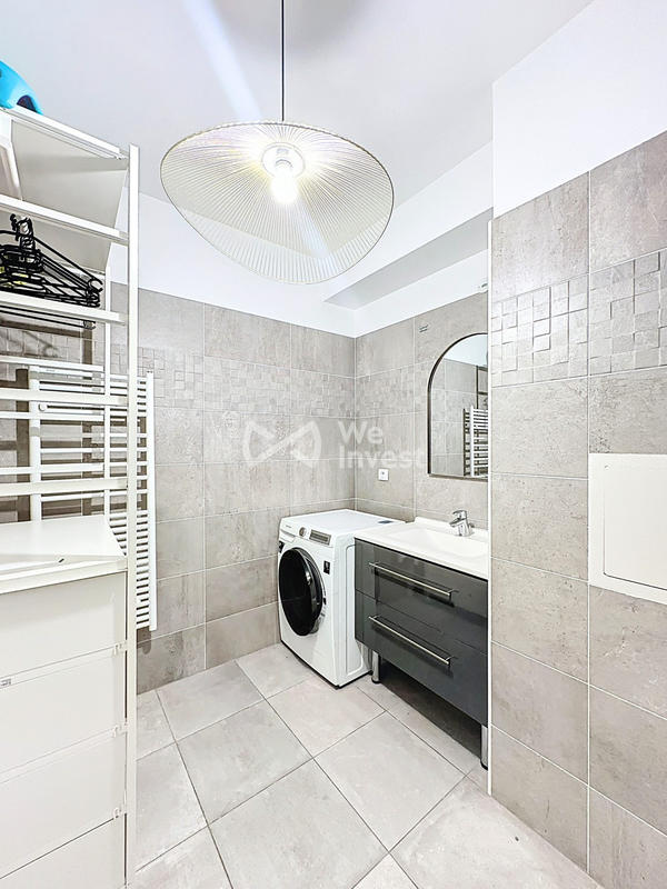 Appartement - 100 m² - 4 pièces