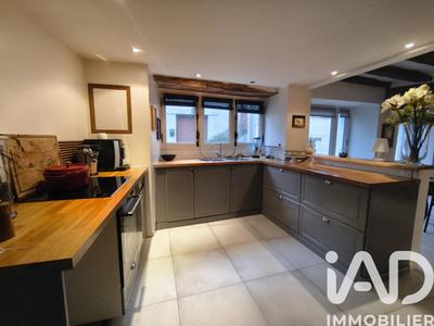 Maison - 93 m² - 4 pièces