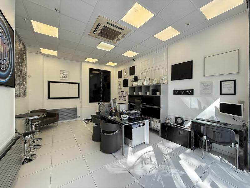 Fonds de commerce - Local commercial - 42 m²