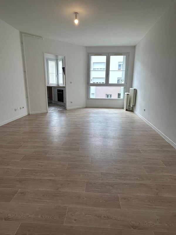Duplex - 94 m² - 4 pièces