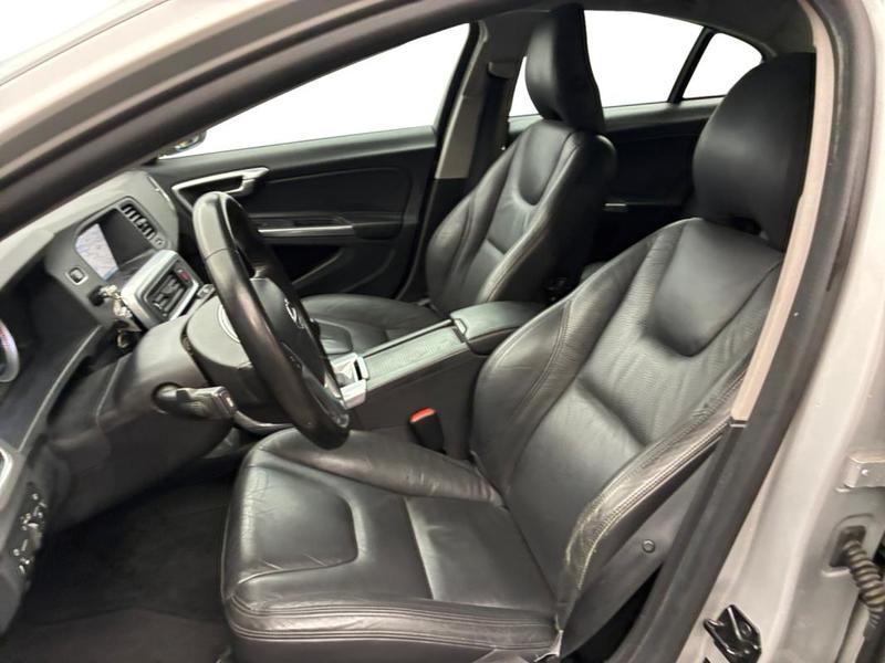 Volvo S60 DRIVe 115 ch Stop &amp; Start Momentum