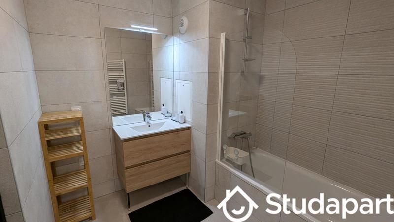 Chambre - 10 m² - 1 pièce