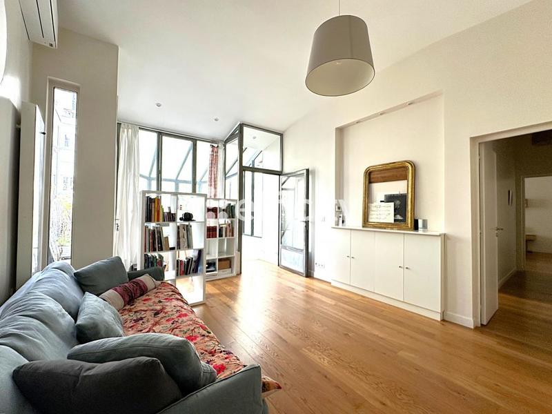 Appartement - 232 m² - 7 pièces