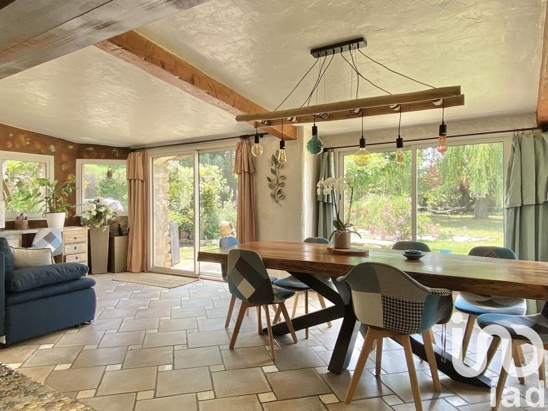 Maison - 288 m² - 6 pièces