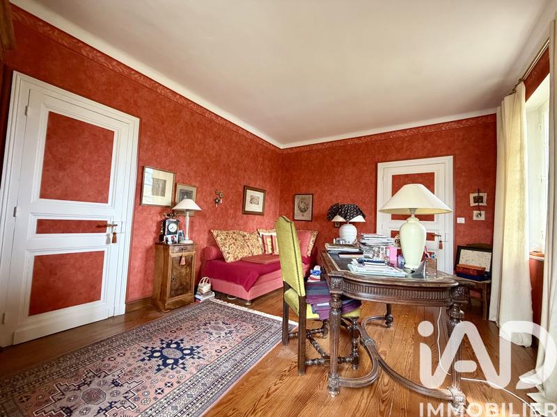 Maison - 271 m² - 6 pièces