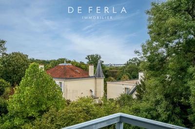 Appartement - 213 m² - 6 pièces