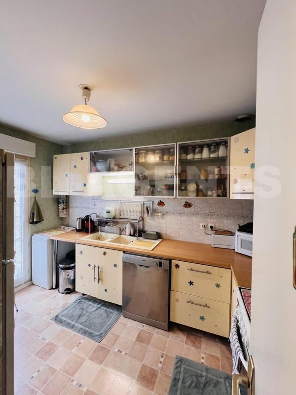 Maison - 91 m² - 5 pièces