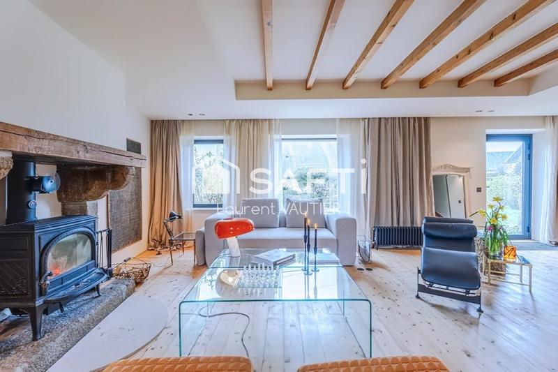 Maison - 163 m² - 7 pièces