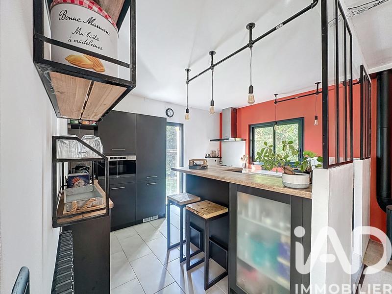 Maison - 180 m² - 6 pièces