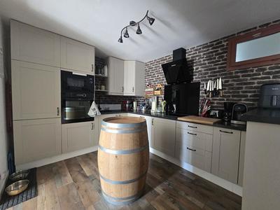 Maison - 160 m² - 11 pièces