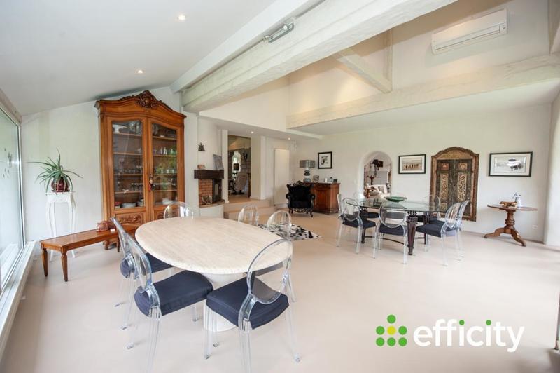 Maison - 444 m² - 10 pièces