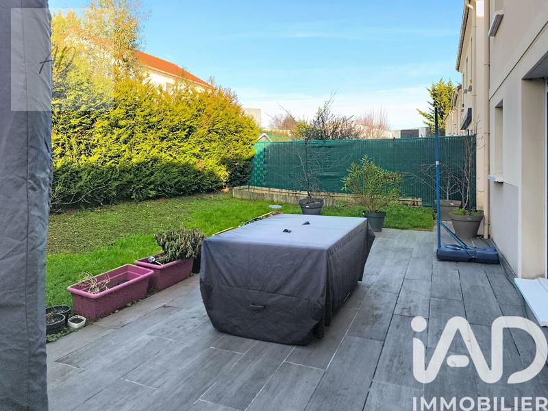 Maison - 93 m² - 4 pièces