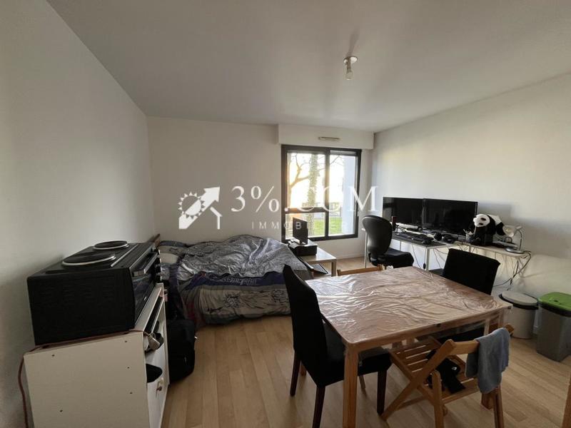 Studio - 25 m² - 1 pièce
