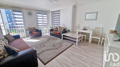 Appartement - 96 m² - 5 pièces