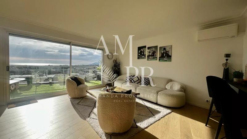 Appartement - 122 m² - 4 pièces