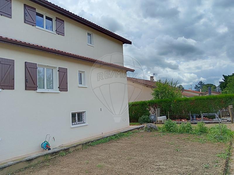 Maison - 140 m² - 7 pièces