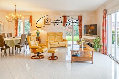 Propriété - 130 m² - 5 pièces