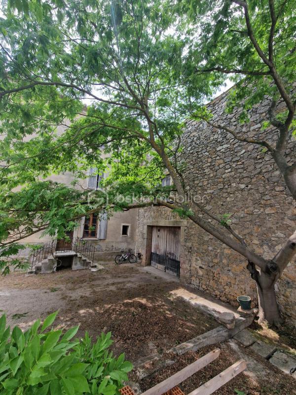 Maison de maîtres - 180 m² - 6 pièces