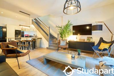 Chambre - 11 m² - 1 pièce