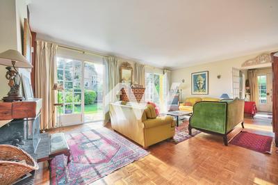 Maison - 193 m² - 9 pièces