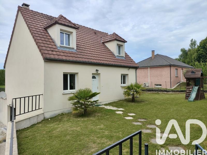 Maison - 110 m² - 5 pièces