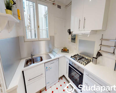 Chambre - 70 m² - 1 pièce