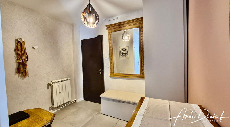 Appartement - 105 m² - 5 pièces