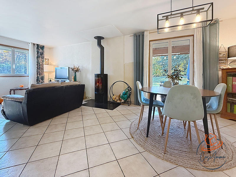 Maison - 180 m² - 6 pièces