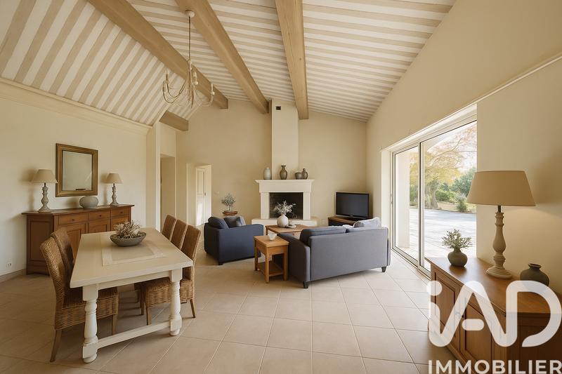 Maison - 269 m² - 6 pièces