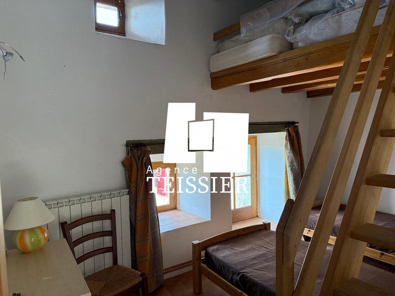 Mas - 230 m² - 11 pièces