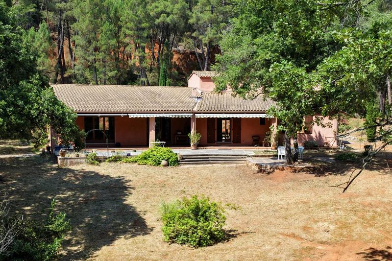 Maison - 232 m² - 6 pièces