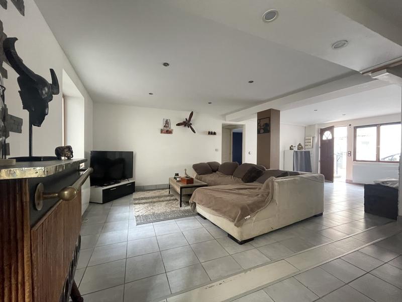 Appartement - 82 m² - 3 pièces