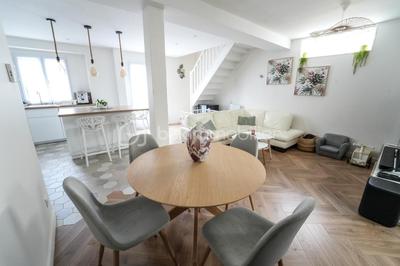 Maison - 108 m² - 6 pièces