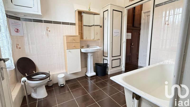 Maison de campagne - 300 m² - 10 pièces