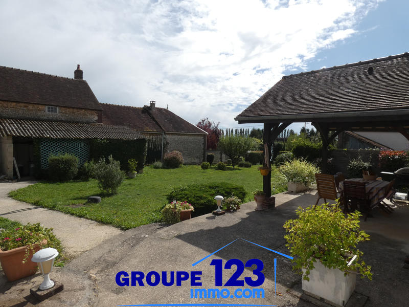 Maison - 110 m² - 5 pièces