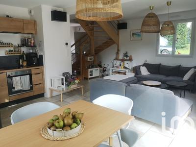 Maison - 93 m² - 5 pièces