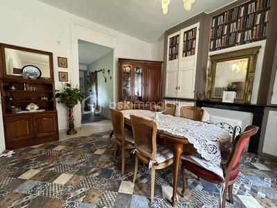 Maison de ville - 170 m² - 8 pièces
