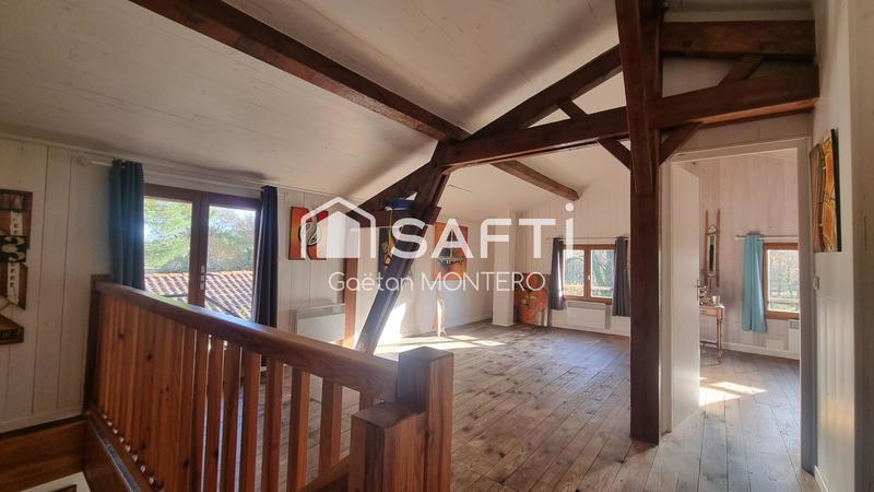 Maison - 204 m² - 7 pièces