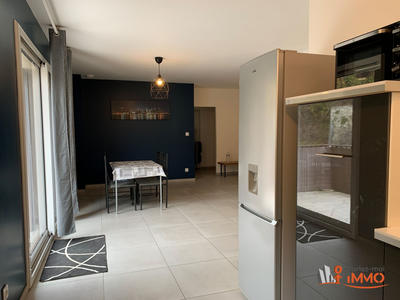 Appartement - 75 m² - 3 pièces