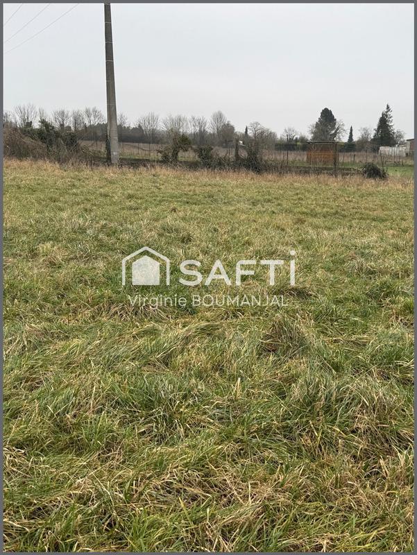 Terrain - 700 m²