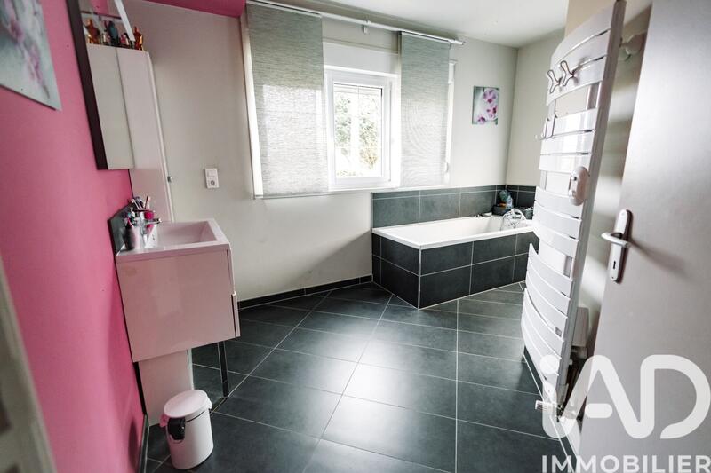 Maison - 164 m² - 5 pièces