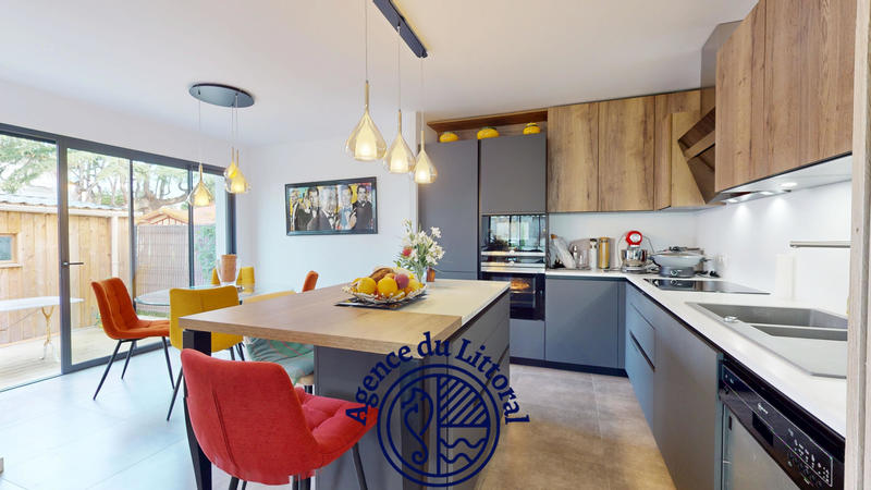 Maison - 103 m² - 4 pièces