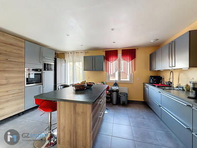 Maison - 97 m² - 4 pièces