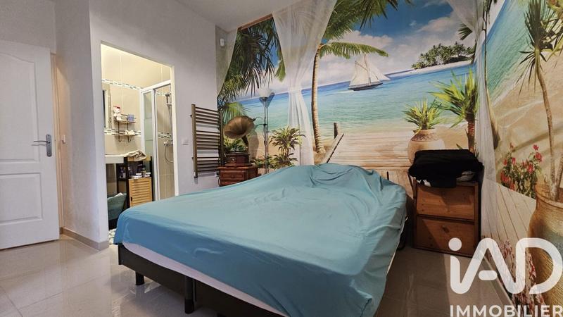 Maison - 179 m² - 8 pièces