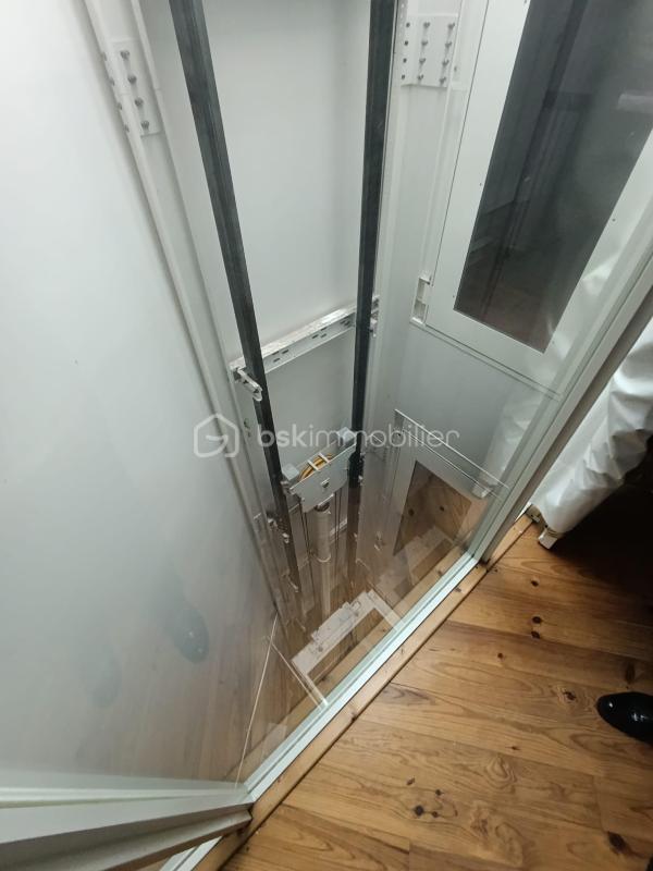 Maison de village - 303 m² - 11 pièces