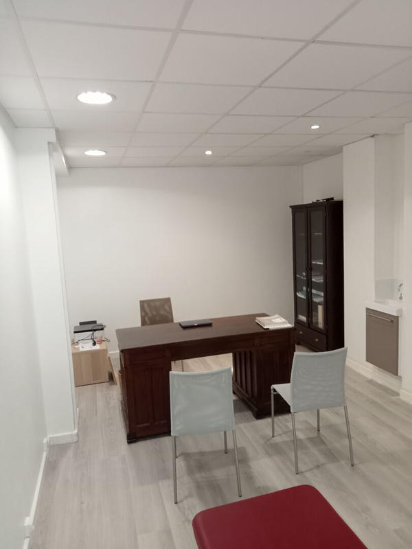 Local d'activité / Entrepôt - 38 m²