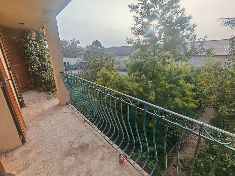 Maison - 90 m² - 3 pièces