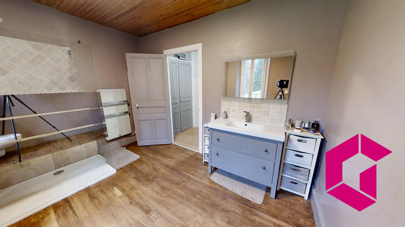 Ferme - 113 m² - 5 pièces