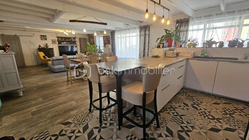 Maison ancienne - 185 m² - 7 pièces